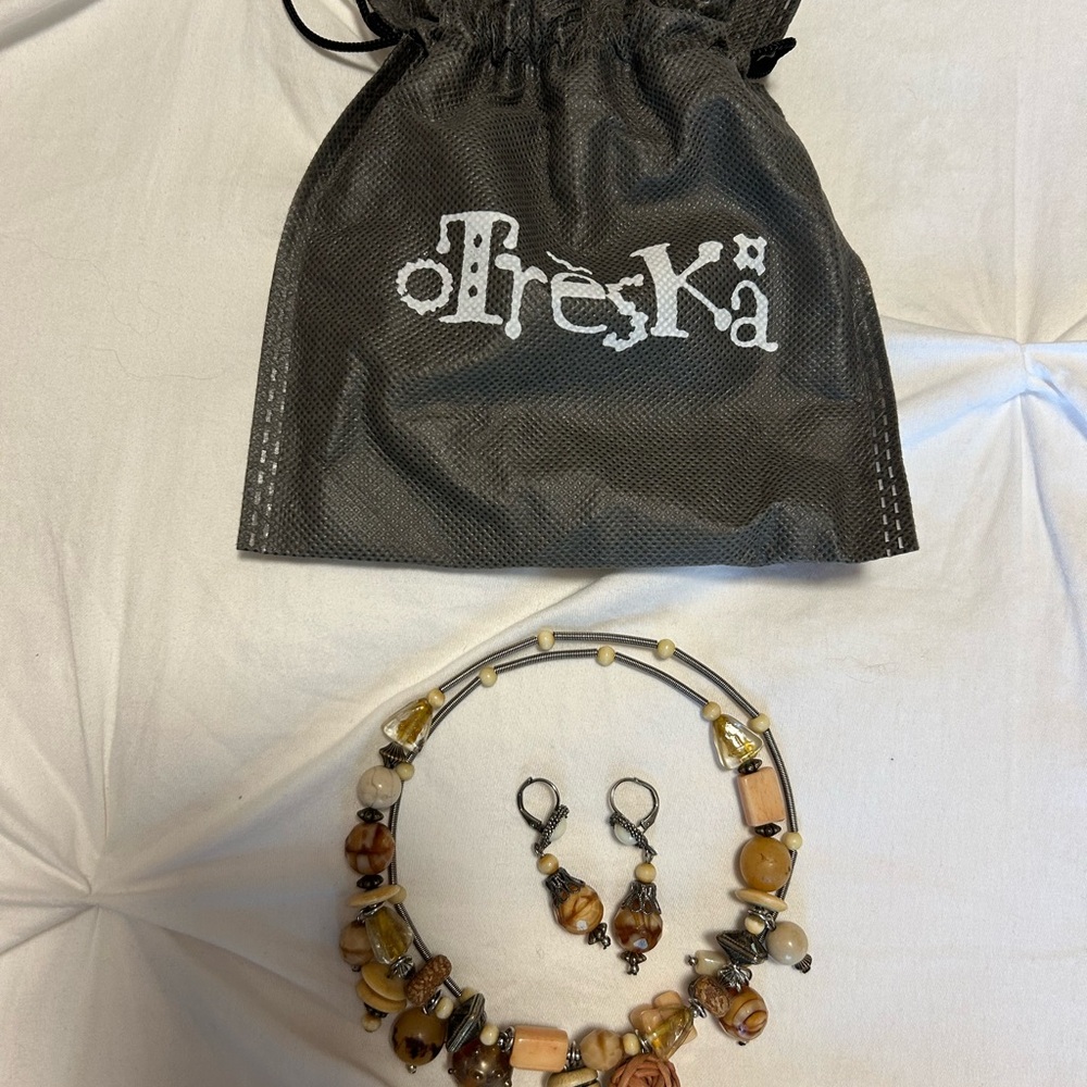 Treska Brown and Cream Charm Necklace and Earrings Set with Natural Elements